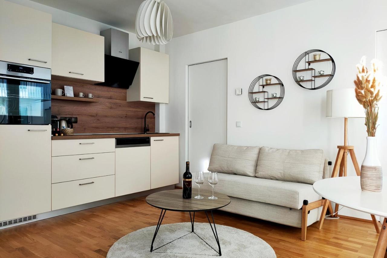 Luma Apartment Near Schoenbrunn With Parking เวียนนา ภายนอก รูปภาพ